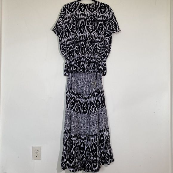 Oso casual two piece skirt, size extra, large, black, and white - Picture 2 of 10